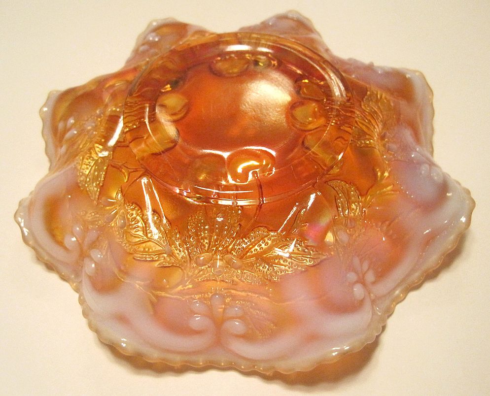 Dugan Carnival Glass Cherries Opalescent Five Bowl Set Eight Crimp HTF Dugan Carnival Glass Cherries Opalescent Five Bowl Set Eight Crimp HTF