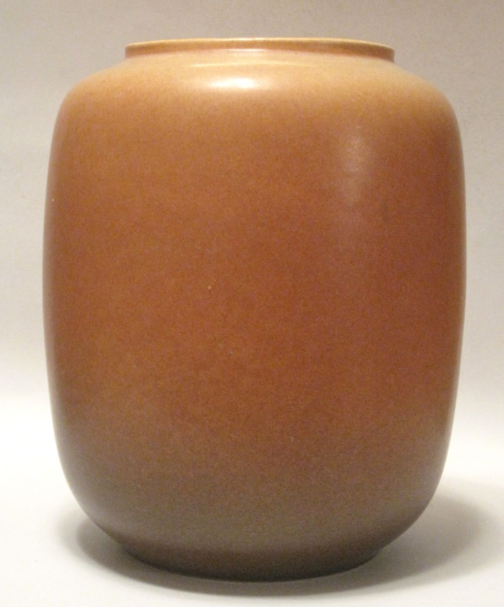 Roseville 1940's Rozane Art Moderne Tan Vase Roseville 1940's Rozane Art Moderne Tan Vase