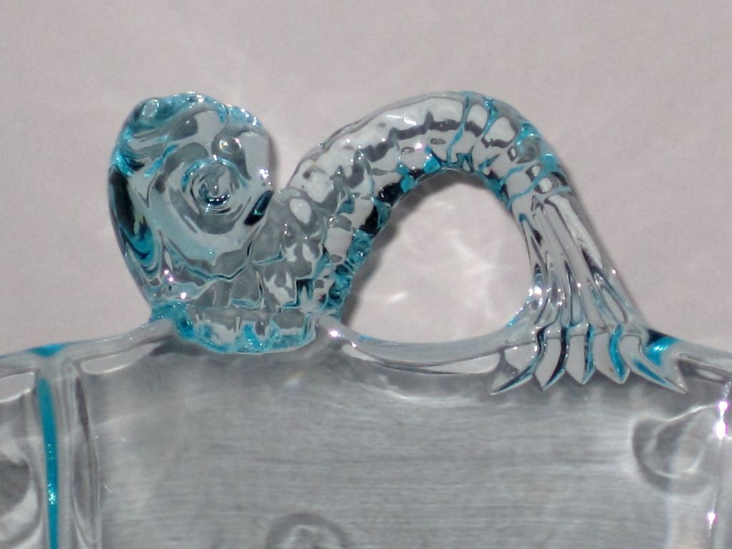 Vintage Fenton Large Aqua Dolphin Bowl Vintage Fenton Large Aqua Dolphin Bowl