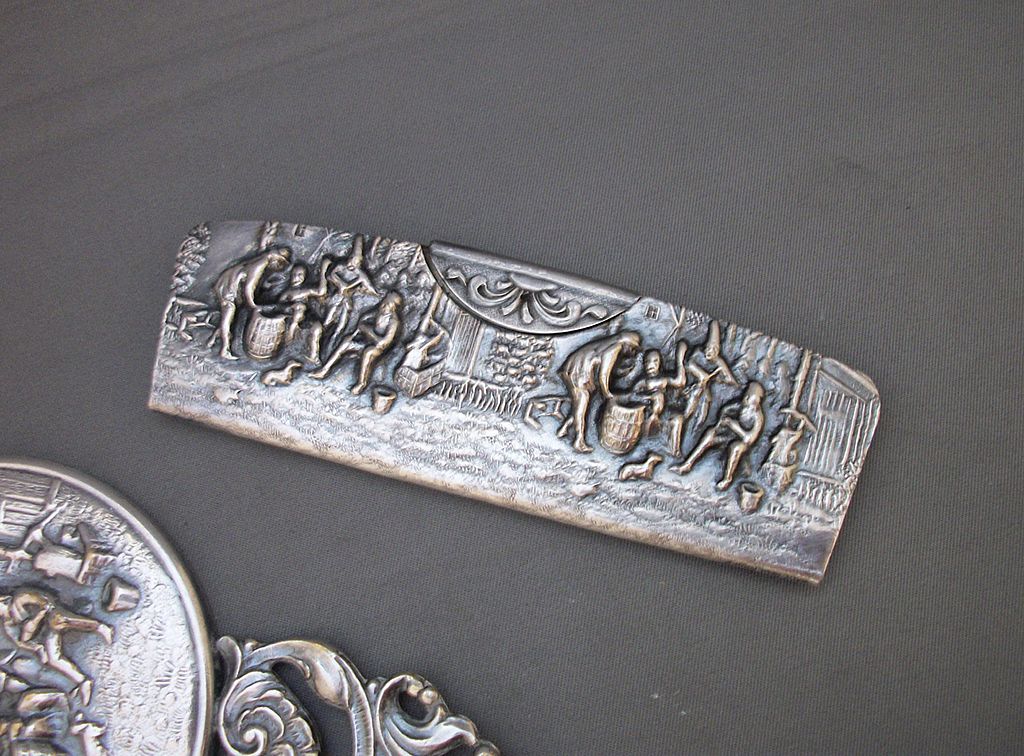 Sterling Silver Mirror & Tortoise Shell Comb in Case Sterling Silver Mirror & Tortoise Shell Comb in Case