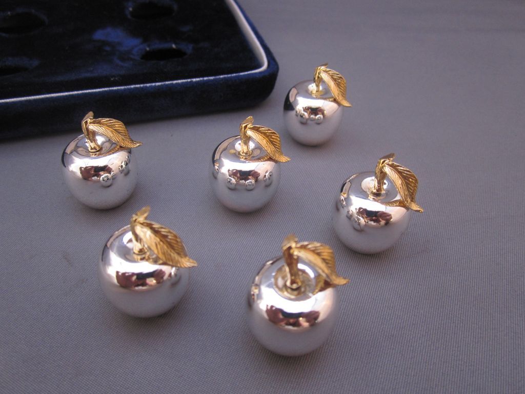 Set of 6 Silver Plate Apple Place Card Holders Set of 6 Silver Plate Apple Place Card Holders