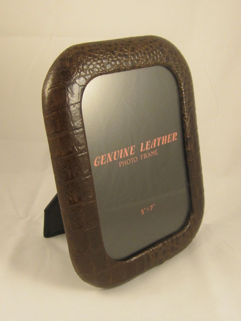 Beautiful Brown Leather Frame - 5 x 7 Beautiful Brown Leather Frame - 5 x 7