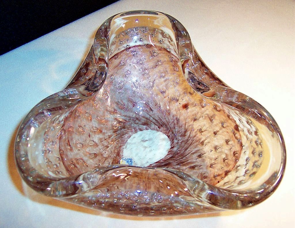 Made in Italy: Large Aventurine Crimped & Sculptured Bowl Made in Italy: Large Aventurine Crimped & Sculptured Bowl