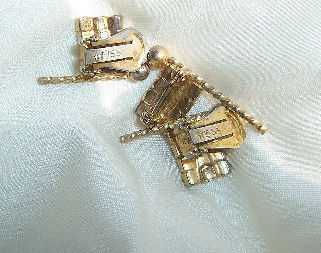 Weiss Rhinestone Flags: Brooch & Earrings Set Weiss Rhinestone Flags: Brooch & Earrings Set