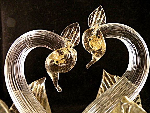 Murano Glass Swan Bird Pair with Gold and Open Wings Murano Glass Swan Bird Pair with Gold and Open Wings