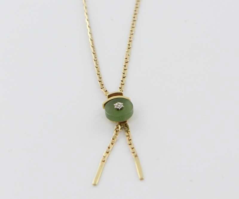 Vintage 14 Karat Yellow Gold Diamond Jade Pendant Necklace Fine Estate Jewelry Used Vintage 14 Karat Yellow Gold Diamond Jade Pendant Necklace Fine Estate Jewelry Used