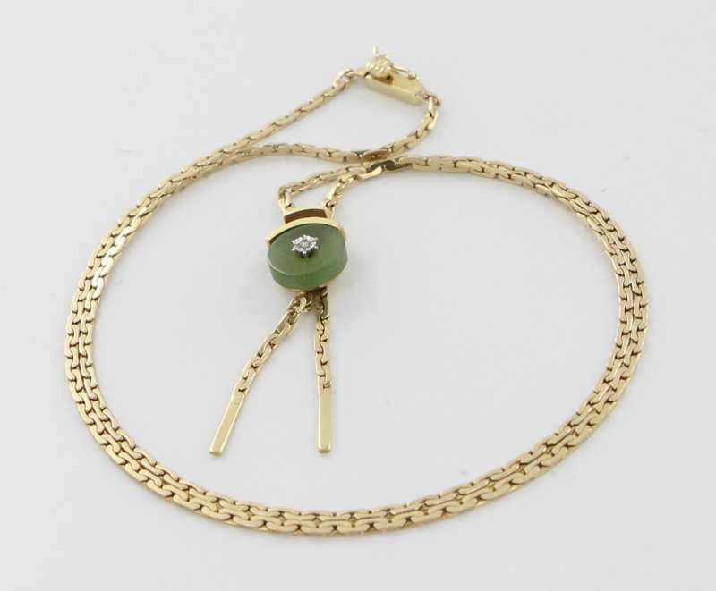 Vintage 14 Karat Yellow Gold Diamond Jade Pendant Necklace Fine Estate Jewelry Used Vintage 14 Karat Yellow Gold Diamond Jade Pendant Necklace Fine Estate Jewelry Used