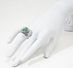 Vintage Estate Emerald Diamond 14k Gold Flower Cocktail Ring Vintage Estate Emerald Diamond 14k Gold Flower Cocktail Ring
