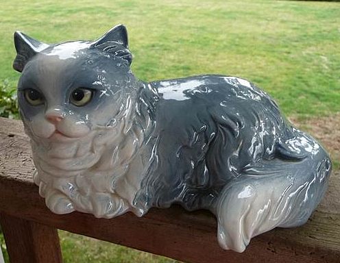 Beautiful Vintage Large 8" Goebel West Germany Gray & White Long Hair Cat Beautiful Vintage Large 8" Goebel West Germany Gray & White Long Hair Cat