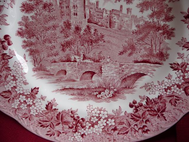 J & G Meakin Staffordshire England Red~Pink Romantic England 10" Dinner Plate J & G Meakin Staffordshire England Red~Pink Romantic England 10" Dinner Plate