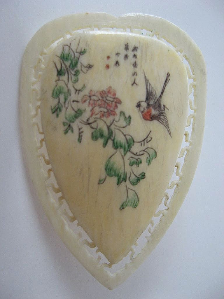 Etched and painted- Ivory pin Etched and painted- Ivory pin