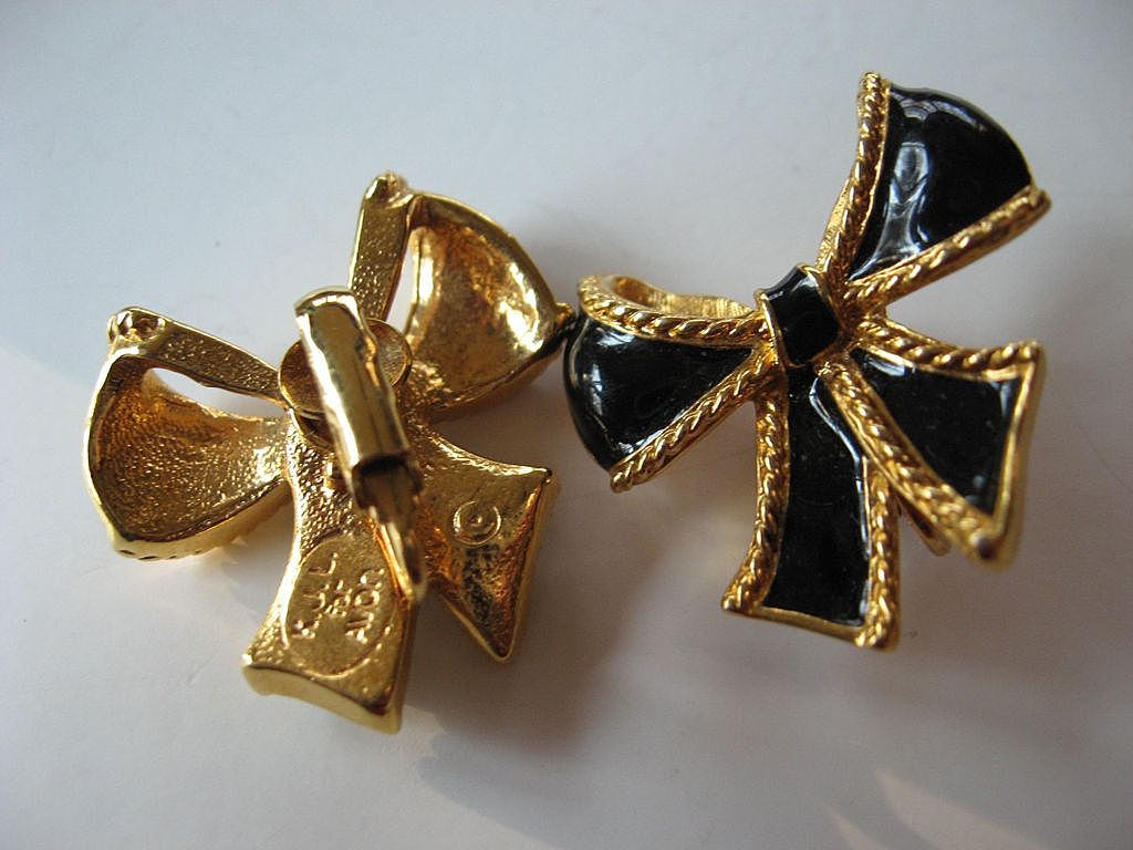 Enameled "Bow" earrings- KJL for Avon Enameled "Bow" earrings- KJL for Avon