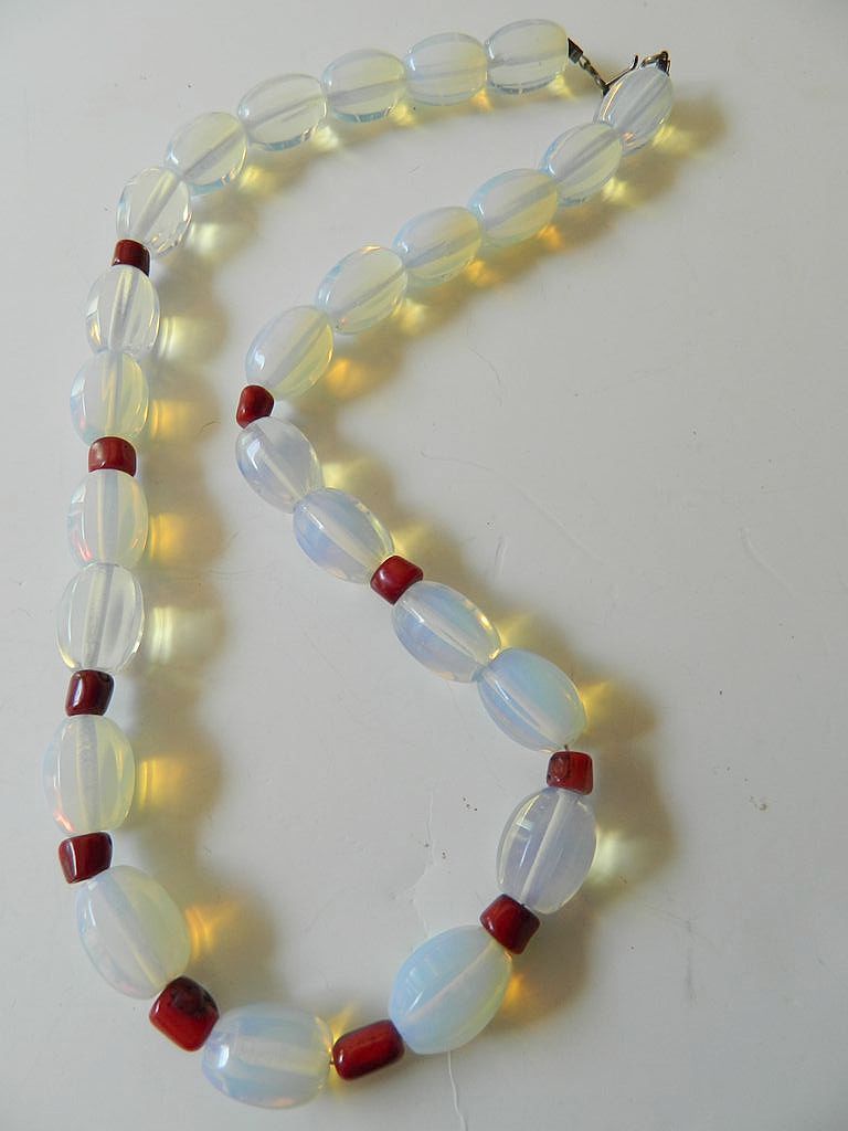 Italian made- Glass bead necklace Italian made- Glass bead necklace