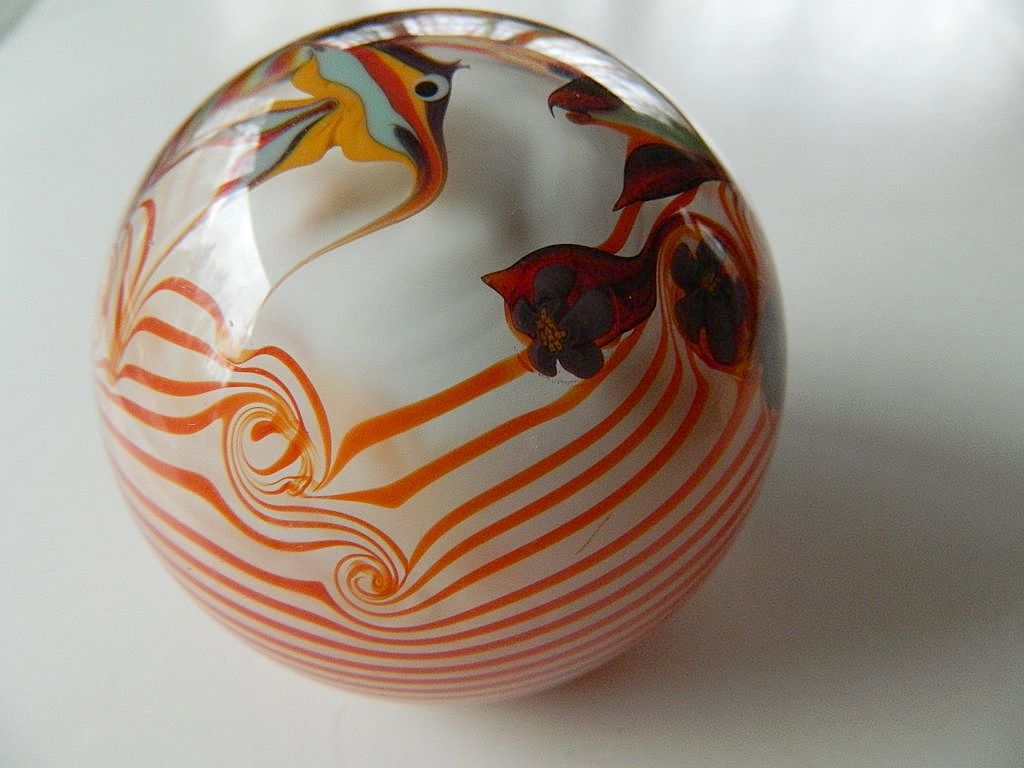 Signed "Chris Buzzini"- fabulous Sea scape Paper weight-Bridgeton studios Signed "Chris Buzzini"- fabulous Sea scape Paper weight-Bridgeton studios