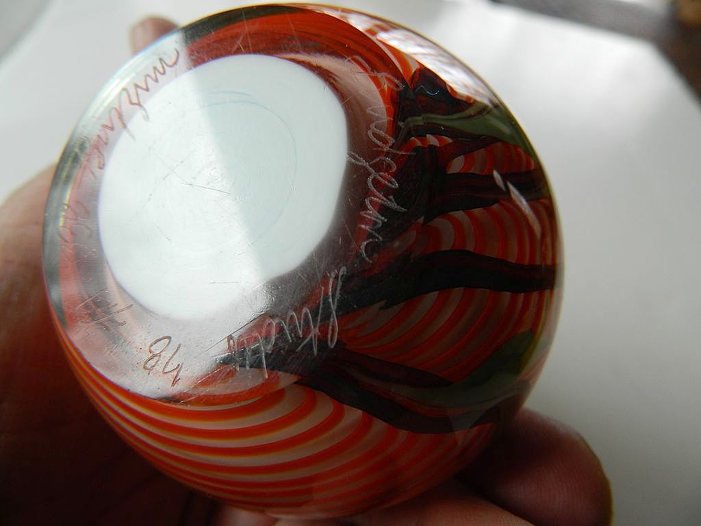 Signed "Chris Buzzini"- fabulous Sea scape Paper weight-Bridgeton studios Signed "Chris Buzzini"- fabulous Sea scape Paper weight-Bridgeton studios