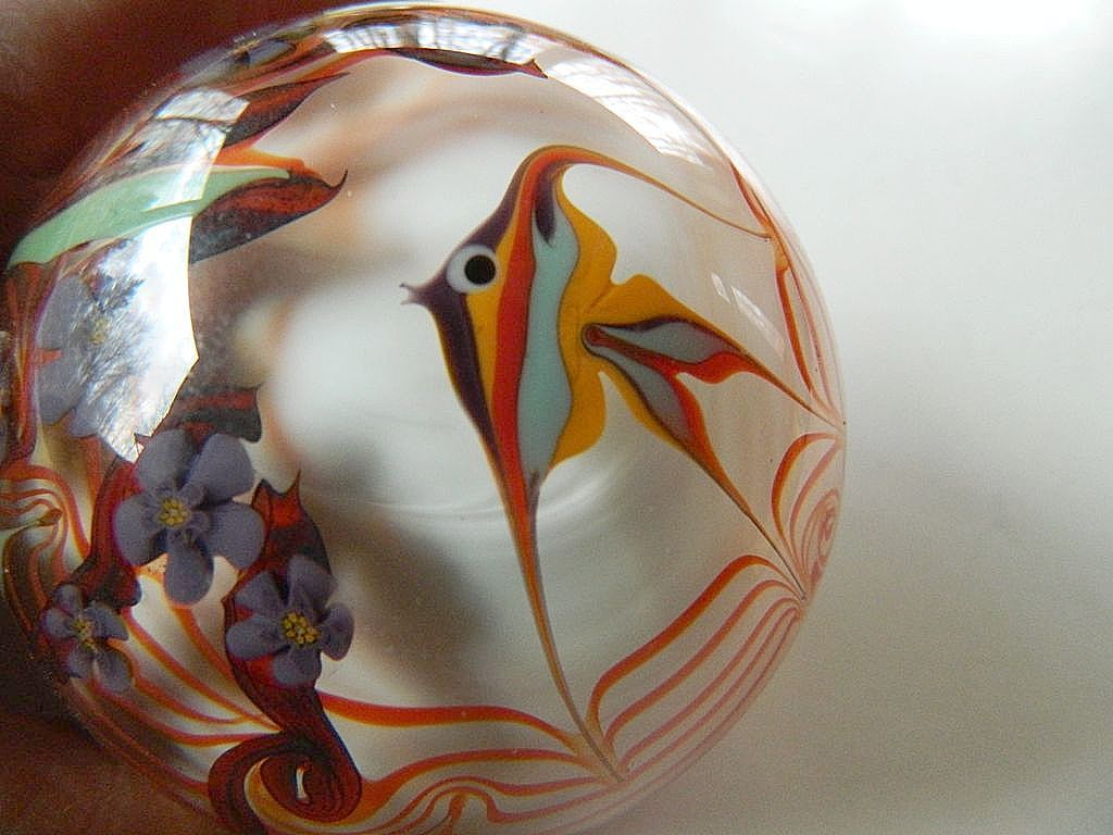 Signed "Chris Buzzini"- fabulous Sea scape Paper weight-Bridgeton studios Signed "Chris Buzzini"- fabulous Sea scape Paper weight-Bridgeton studios