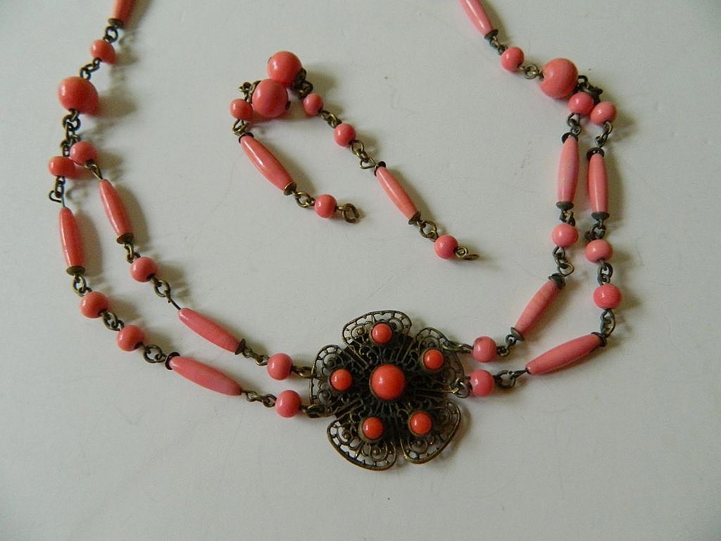 Gorgeous Czech -coral glass beads Choker necklace- Extra pieces Gorgeous Czech -coral glass beads Choker necklace- Extra pieces