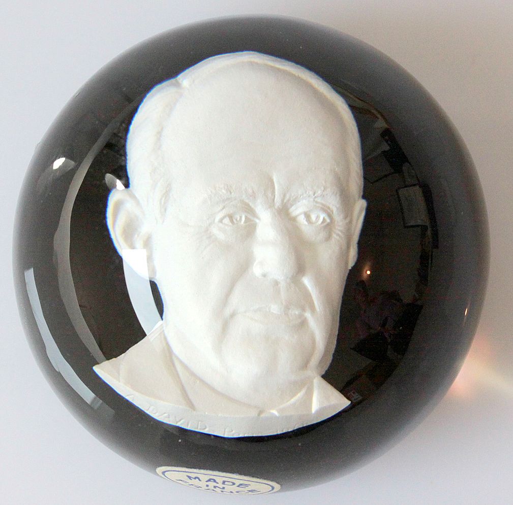 Baccarat Limited Edition Sulfide Paperweight of Adlai Stevenson Baccarat Limited Edition Sulfide Paperweight of Adlai Stevenson