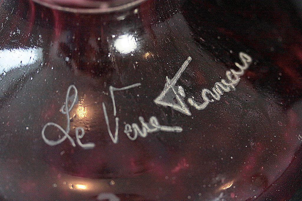 Le Verre Francais Large "Garances" Cameo Vase by Schneider Le Verre Francais Large "Garances" Cameo Vase by Schneider