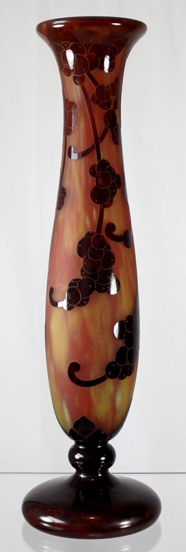 Le Verre Francais "Perlieres" Pattern Cameo Vase by Schneider Le Verre Francais "Perlieres" Pattern Cameo Vase by Schneider