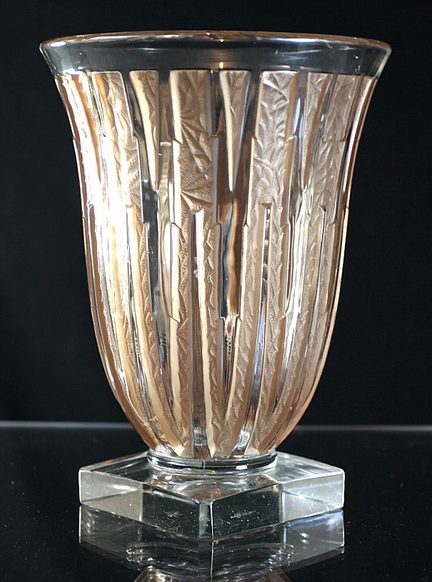 Verlys Sepia Stained Art Deco Vase Verlys Sepia Stained Art Deco Vase