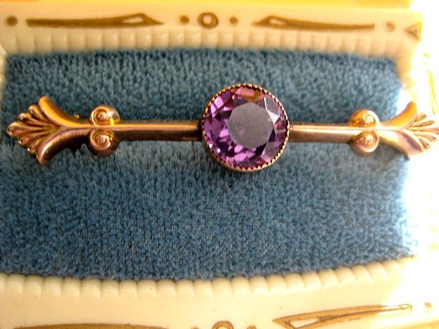 Beautiful English 9ct Gold Victorian Pin w/faceted Amethyst Beautiful English 9ct Gold Victorian Pin w/faceted Amethyst