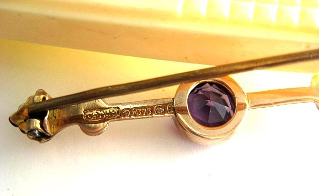 Beautiful English 9ct Gold Victorian Pin w/faceted Amethyst Beautiful English 9ct Gold Victorian Pin w/faceted Amethyst