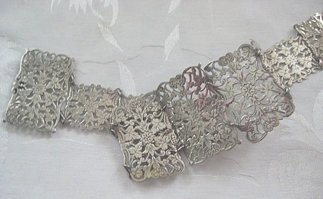 Fabulous Vintage Ornate Silver Plated Belt Fabulous Vintage Ornate Silver Plated Belt