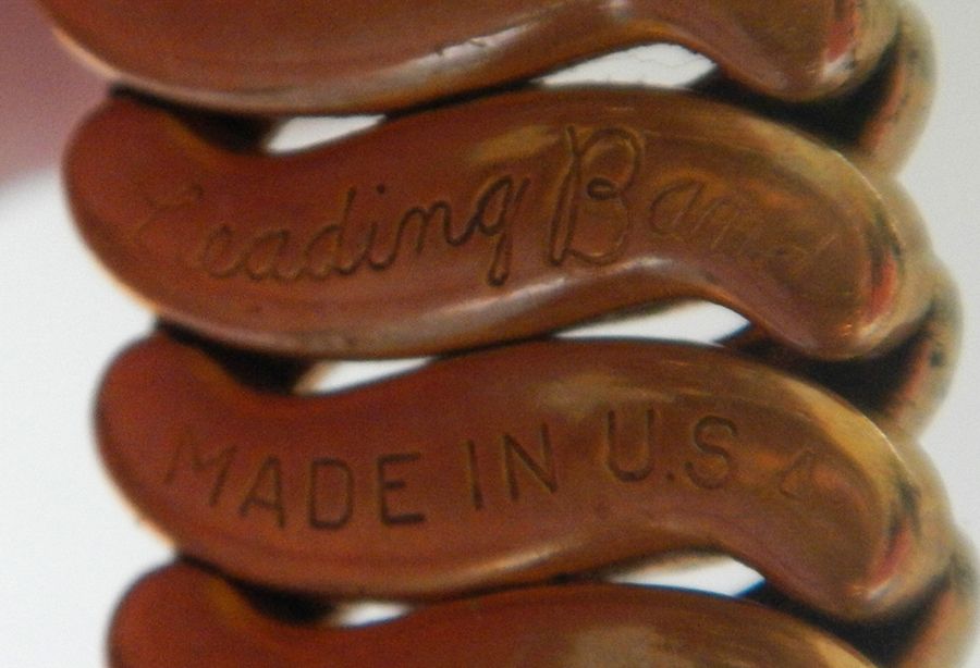 WWII Expandable Sweetheart Bracelet Leading Band WWII Expandable Sweetheart Bracelet Leading Band