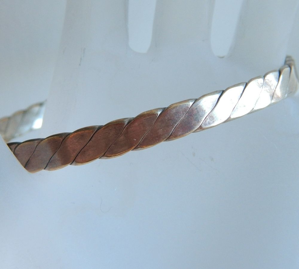 Mexican Sterling Silver Twist Bangle Bracelet Mexican Sterling Silver Twist Bangle Bracelet