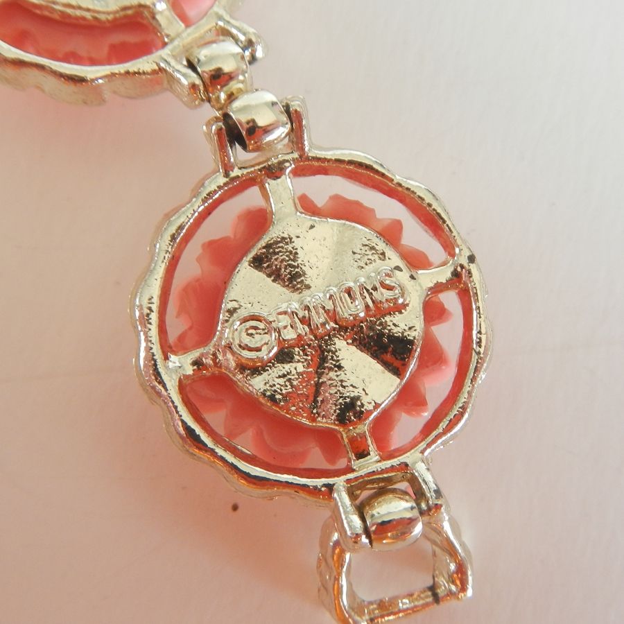 Emmons Faux Coral Thermoset Plastic Flower Bracelet Emmons Faux Coral Thermoset Plastic Flower Bracelet