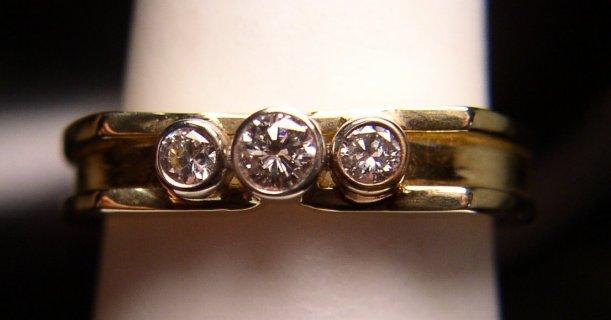 18K Yellow & White Gold Diamond Modernist Designer Band 18K Yellow & White Gold Diamond Modernist Designer Band