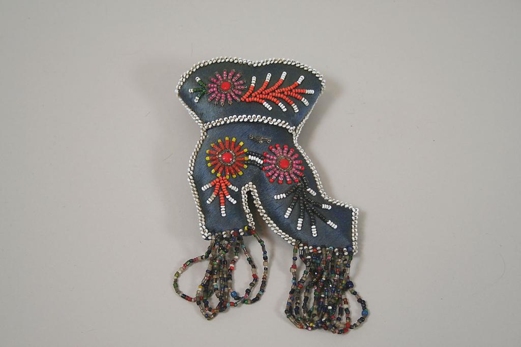 Iroquois Indian Boot Whimsy Circa 1900s Iroquois Indian Boot Whimsy Circa 1900s