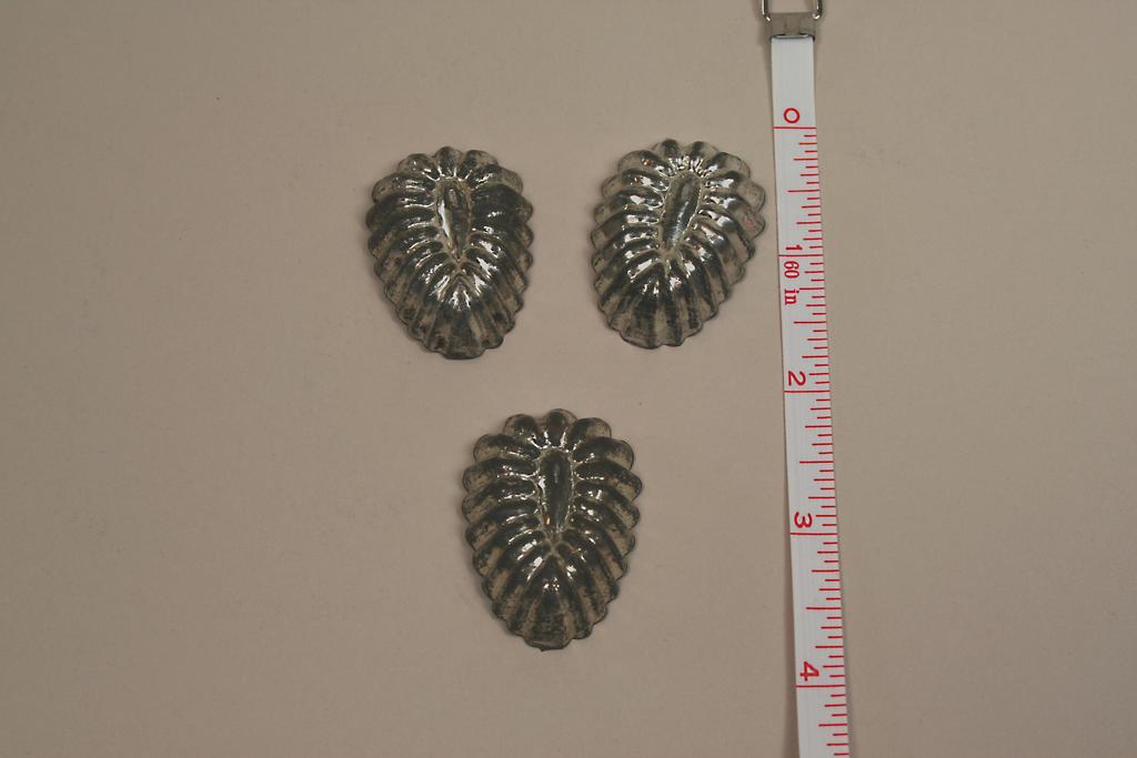 Three Vintage Miniature Dollhouse Molds For Your Kitchen Three Vintage Miniature Dollhouse Molds For Your Kitchen