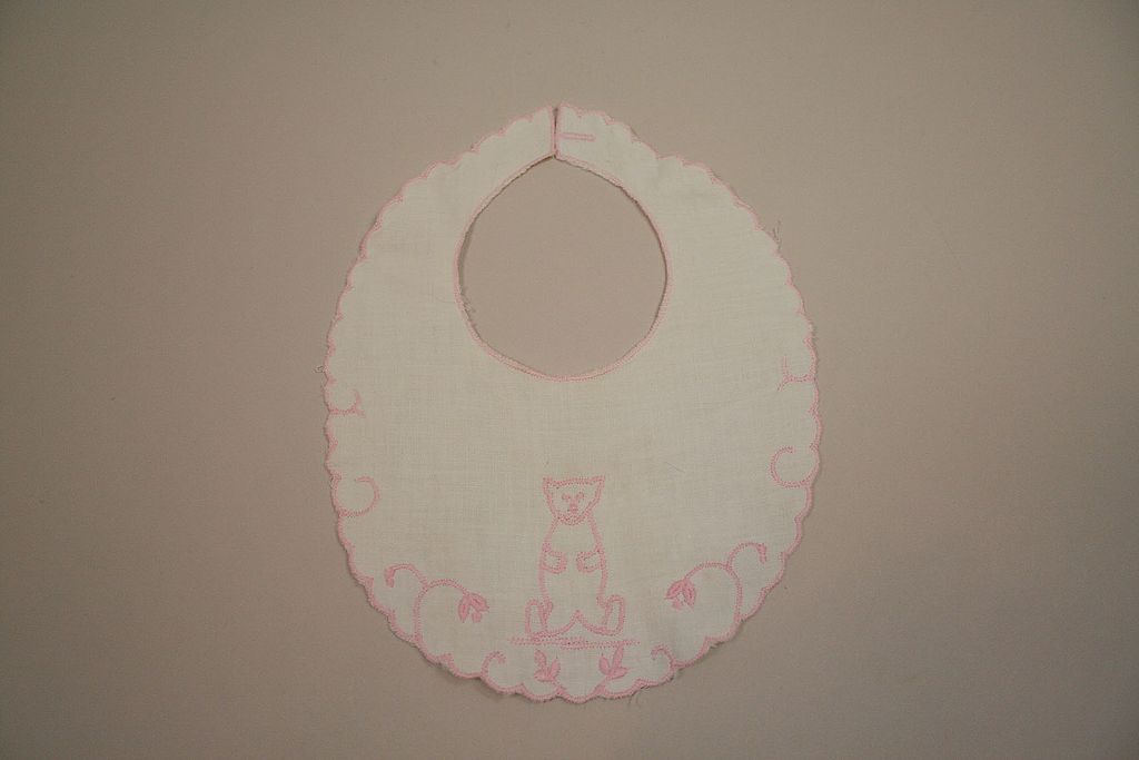 Vintage Hand Embroidered Bear On Baby Bib Circa 1950 Vintage Hand Embroidered Bear On Baby Bib Circa 1950