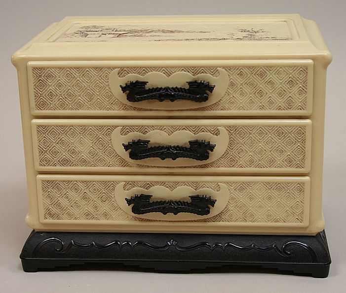Vintage Cream Oriental 3 Drawer Jewelry Box Circa 1950 Vintage Cream Oriental 3 Drawer Jewelry Box Circa 1950