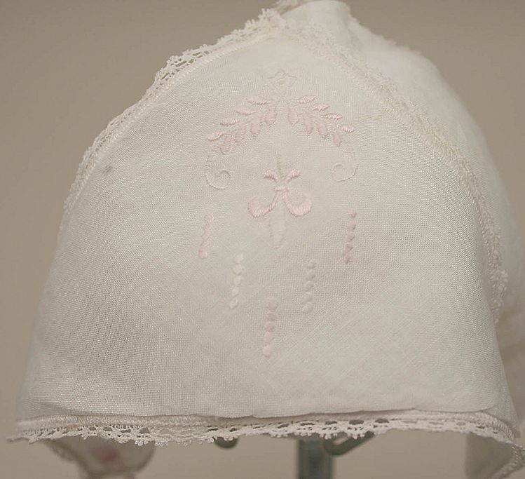 Early Linen Baby Bonnet Circa 1900's Early Linen Baby Bonnet Circa 1900's