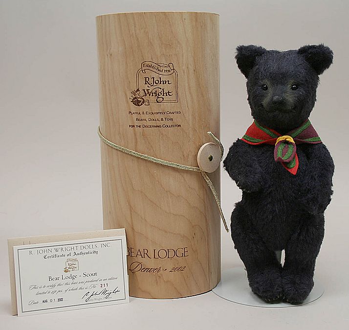 Rare R. John Wright Scout Bear UFDC Convention Rare R. John Wright Scout Bear UFDC Convention
