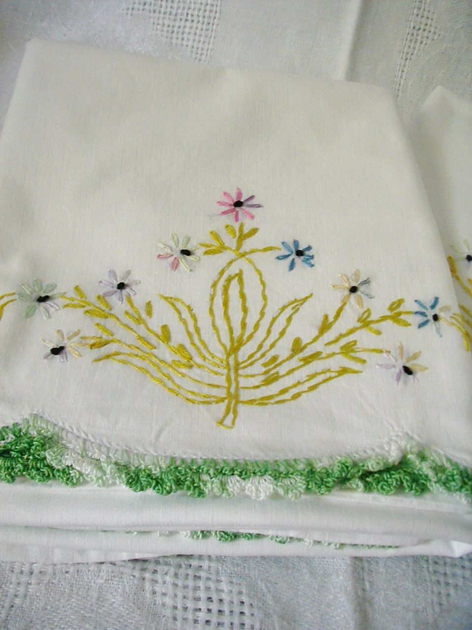 Hand Embroidered Pillow Cases Floral Pattern Variegated Crochet Border Hand Embroidered Pillow Cases Floral Pattern Variegated Crochet Border