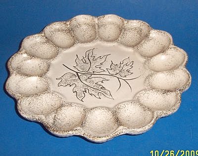California Originals Maple Leaf Deviled Egg Plate California Originals Maple Leaf Deviled Egg Plate