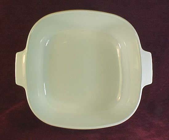 Corning Ware Cornflower 4-Quart Casserole w/Lid 1955-1988 Corning Ware Cornflower 4-Quart Casserole w/Lid 1955-1988