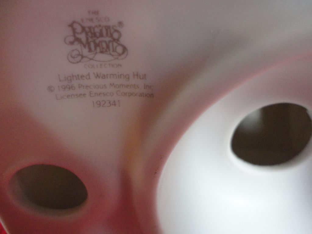 Enesco, Precious Moments Sugar Land Warming Hut #192341 Enesco, Precious Moments Sugar Land Warming Hut #192341
