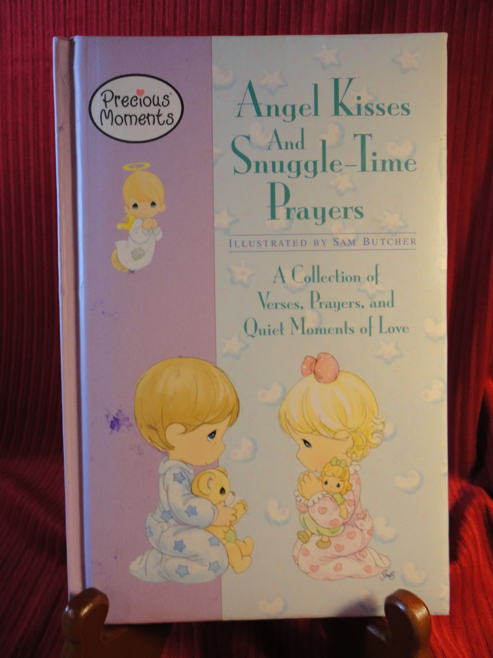 Precious Moments, "Angel Kisses and Snuggle Time Prayers, 2002 Precious Moments, "Angel Kisses and Snuggle Time Prayers, 2002