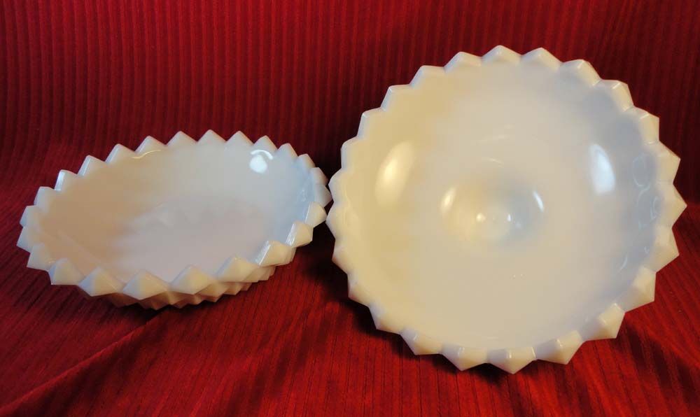 Westmoreland's #556 Sawtooth Covered Candy in Milk Glass, 1950s Westmoreland's #556 Sawtooth Covered Candy in Milk Glass, 1950s