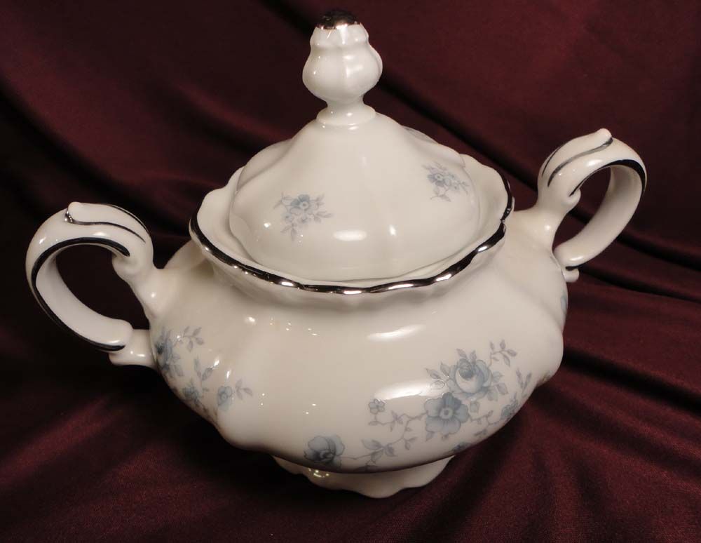 Johann Haviland "Blue Garland" Sugar Bowl and Lid Johann Haviland "Blue Garland" Sugar Bowl and Lid