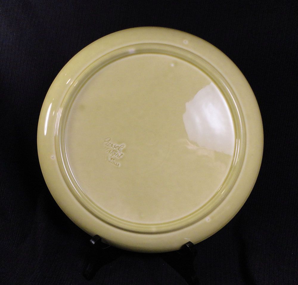 Russel Wright American Modern Chartreuse Dinner Plate (10 available) Russel Wright American Modern Chartreuse Dinner Plate (10 available)