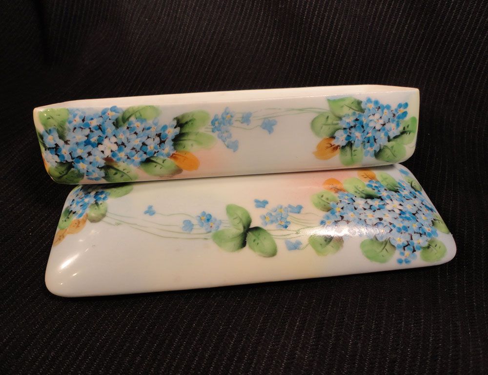 Forget-Me-Not, Hand-Painted Oblong Covered Box for Vanity Forget-Me-Not, Hand-Painted Oblong Covered Box for Vanity