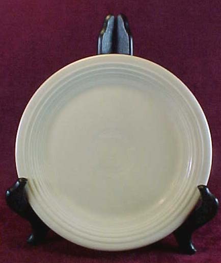 Homer Laughlin Fiesta - Ivory 7 1/2" Luncheon Plate Homer Laughlin Fiesta - Ivory 7 1/2" Luncheon Plate