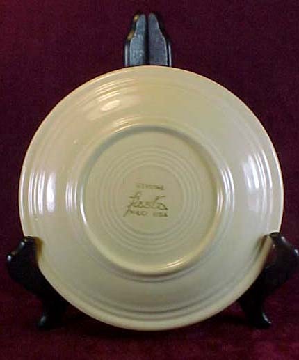 Homer Laughlin Fiesta - Ivory 7 1/2" Luncheon Plate Homer Laughlin Fiesta - Ivory 7 1/2" Luncheon Plate