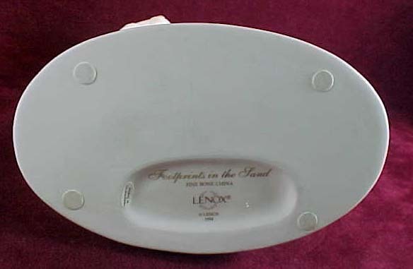 Lenox Bone China Figurine, Footprints in the Sand Lenox Bone China Figurine, Footprints in the Sand